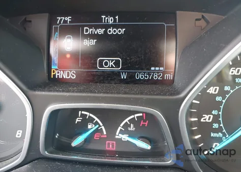 2014 Ford Escape Titanium z USA, uszkodzony, nr VIN 1FMCU9JX2EUC41216